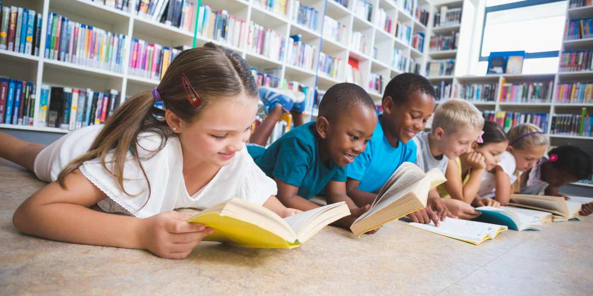 children reading
